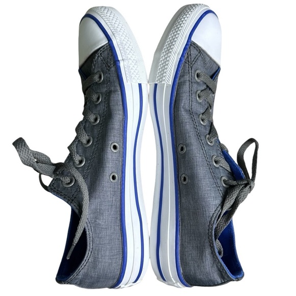 Converse Chuck Taylor Women’s Sneakers. Size 9 - Picture 7 of 9
